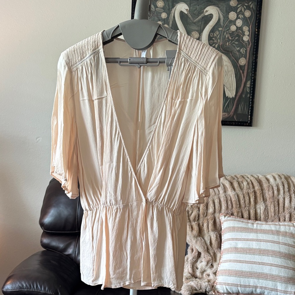 Mango Cream V-Neck Blouse